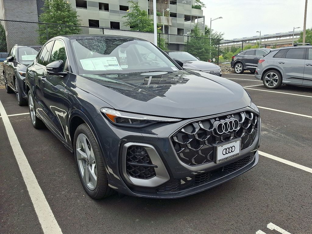 Thumbnail: 2025 Audi Q5 - 3