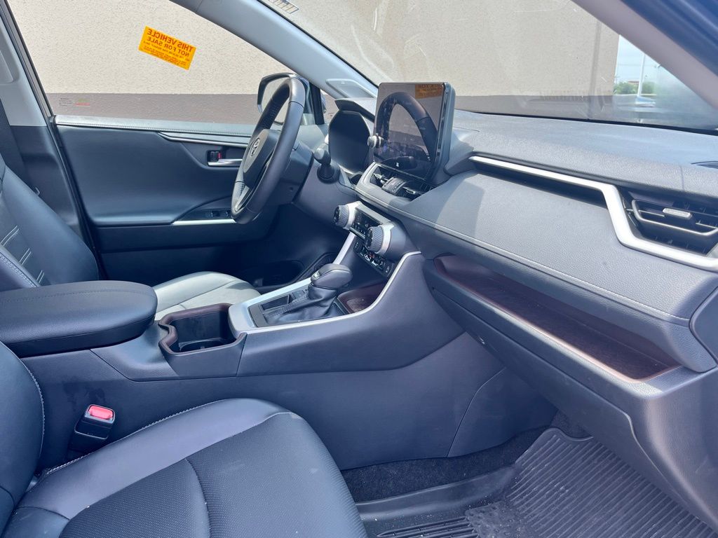 2024 Toyota RAV4 Limited 23
