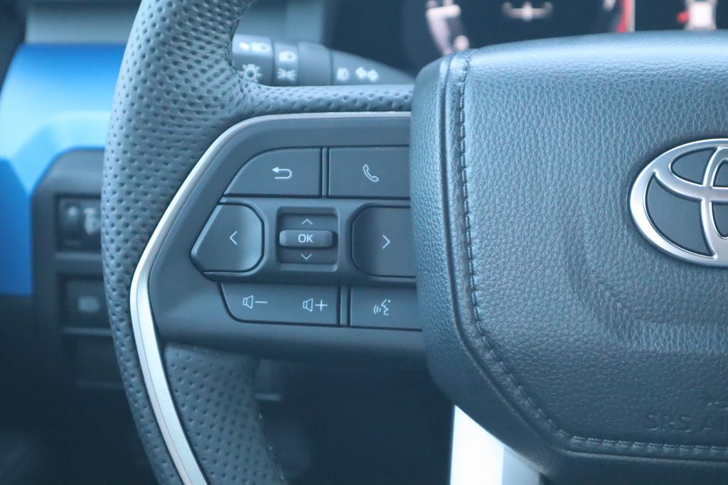 Thumbnail: 2025 Toyota Tacoma - 11