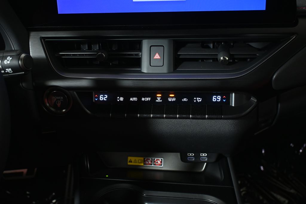 Thumbnail: 2025 Lexus UX - 23