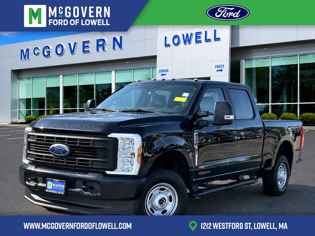 Black Metallic 2024 Ford F-350 Super Duty Pickup Truck Four-Wheel Drive Automatic
