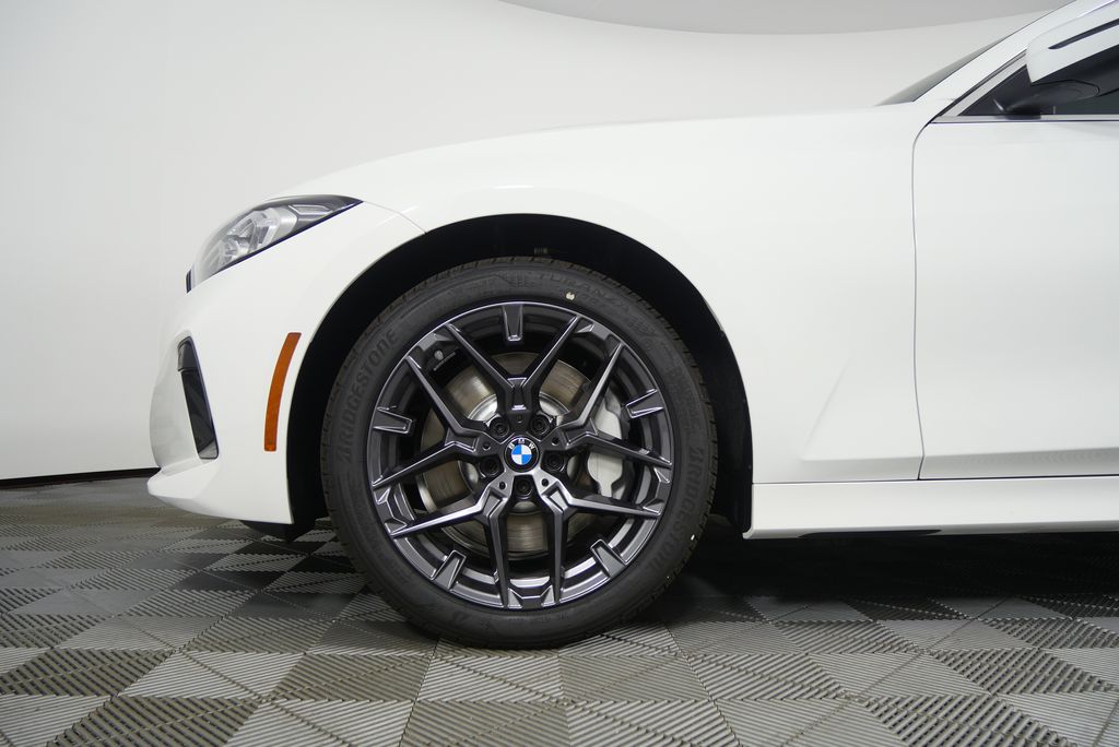 Thumbnail: 2026 BMW 3 Series - 7