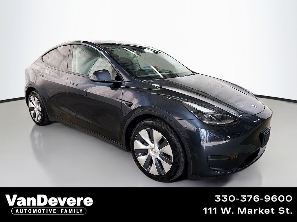Gray 2024 Tesla Model Y Long Range AWD SUV / Crossover All-Wheel Drive 1-Speed Automatic