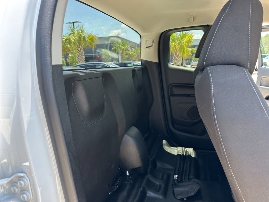 2022 Summit White Chevrolet Colorado LT RWD