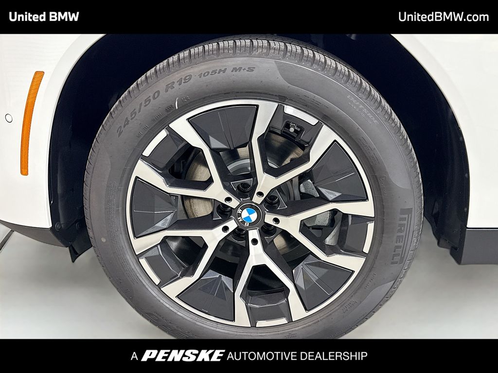 Thumbnail: 2026 BMW X3 - 2