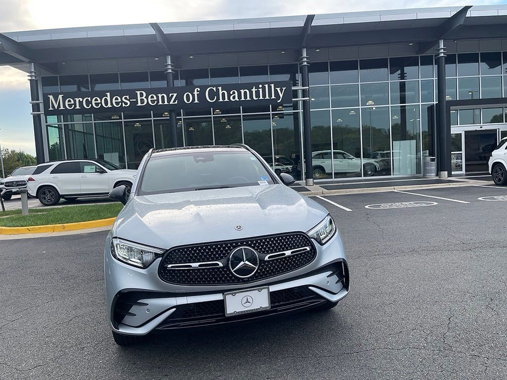 Thumbnail: 2026 Mercedes-Benz GLC - 3