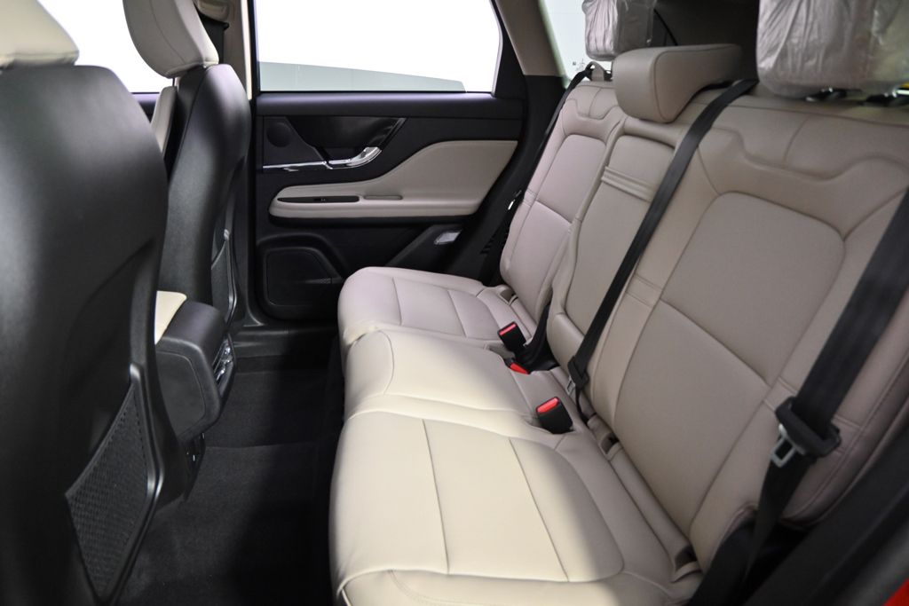 New 2026 Red Lincoln Premiere image 21