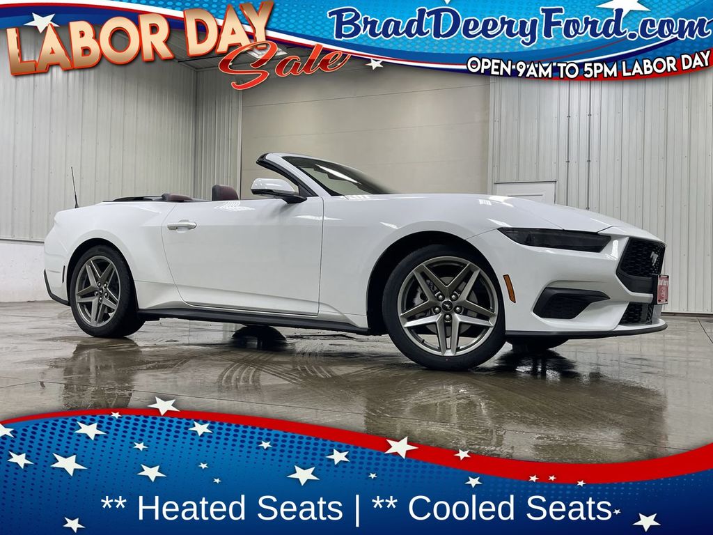 Oxford White 2026 Ford Mustang Convertible Rear-Wheel Drive Automatic