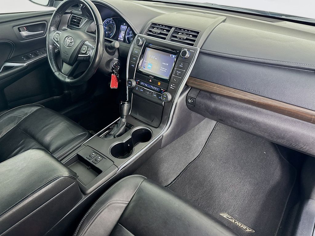 Used Car 2016 Toyota Camry  Xle For Sale Under $12,000 In Austin, Texas