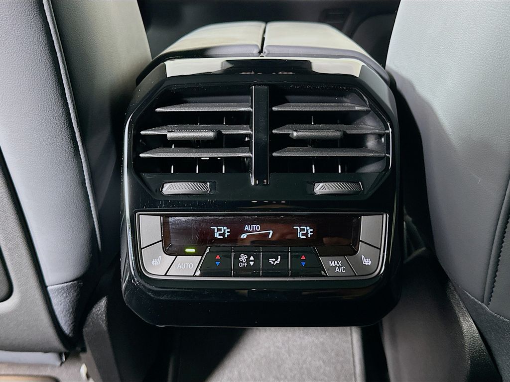 Thumbnail: 2024 BMW iX - 25