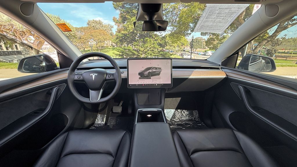 Used 2022 Tesla Model Y Long Range 4D Sport Utility