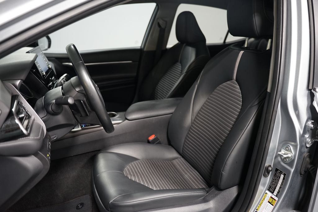 2024 Toyota Camry SE 6