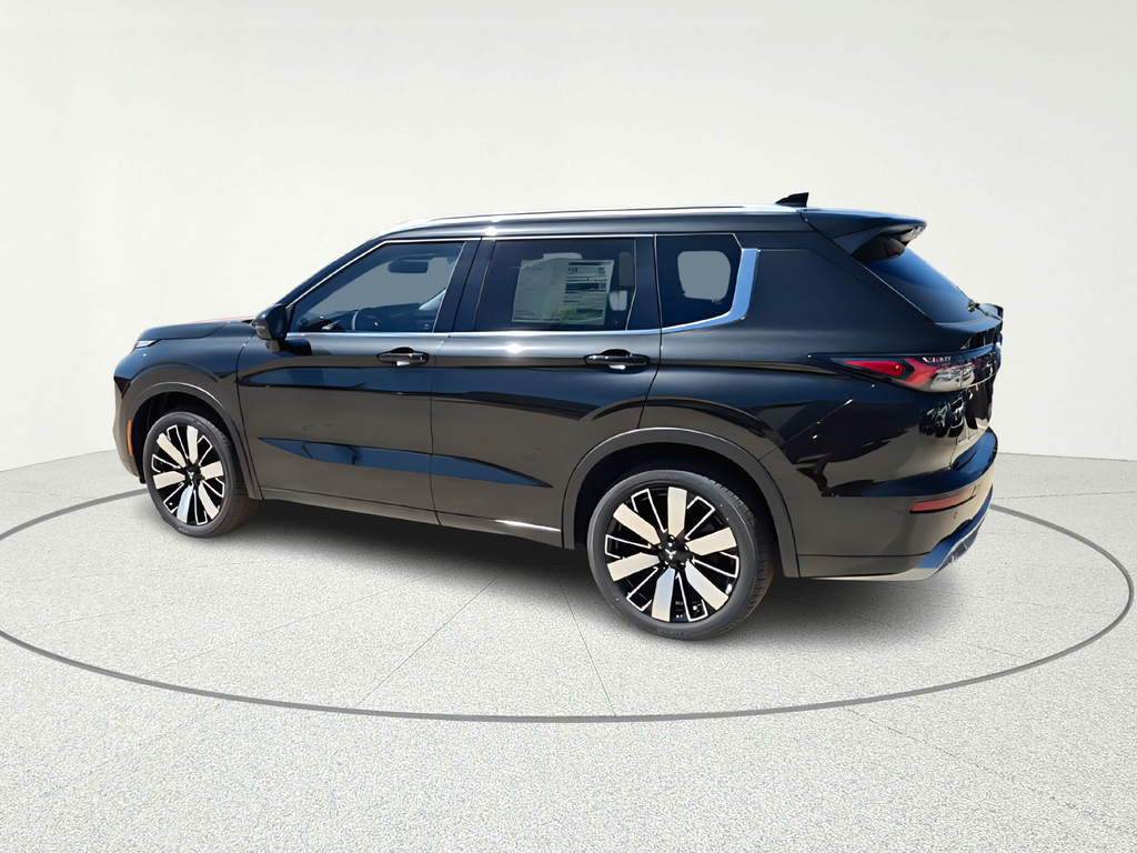 2026 Mitsubishi Outlander SEL - 3