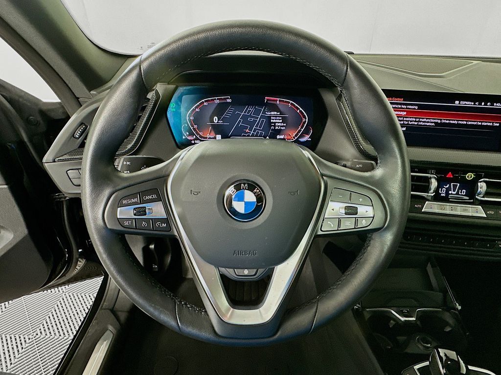 Thumbnail: 2024 BMW 2 Series - 11