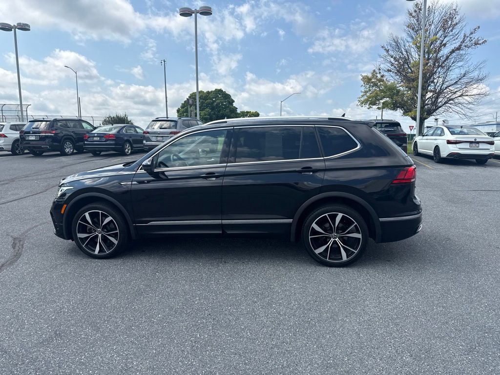 2022 Volkswagen Tiguan 2.0T SEL R-Line Black at Subaru and VW of Moon Township