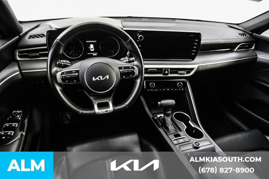2022 Kia K5 GT-Line photo 19