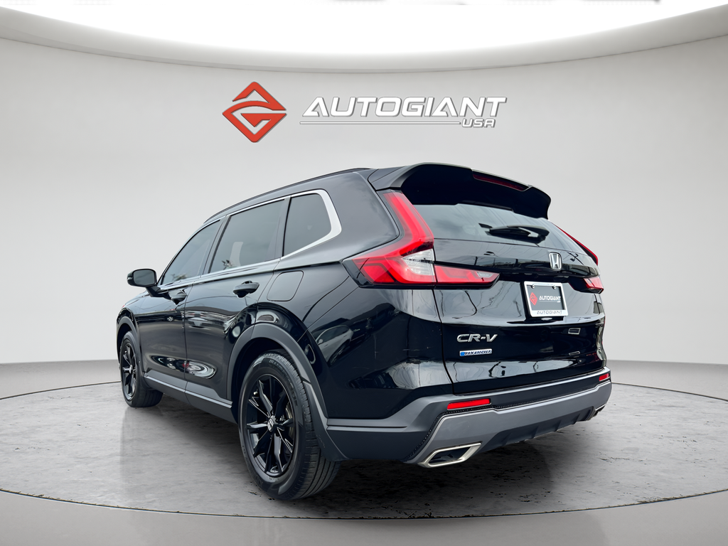 View vehicle photo 5