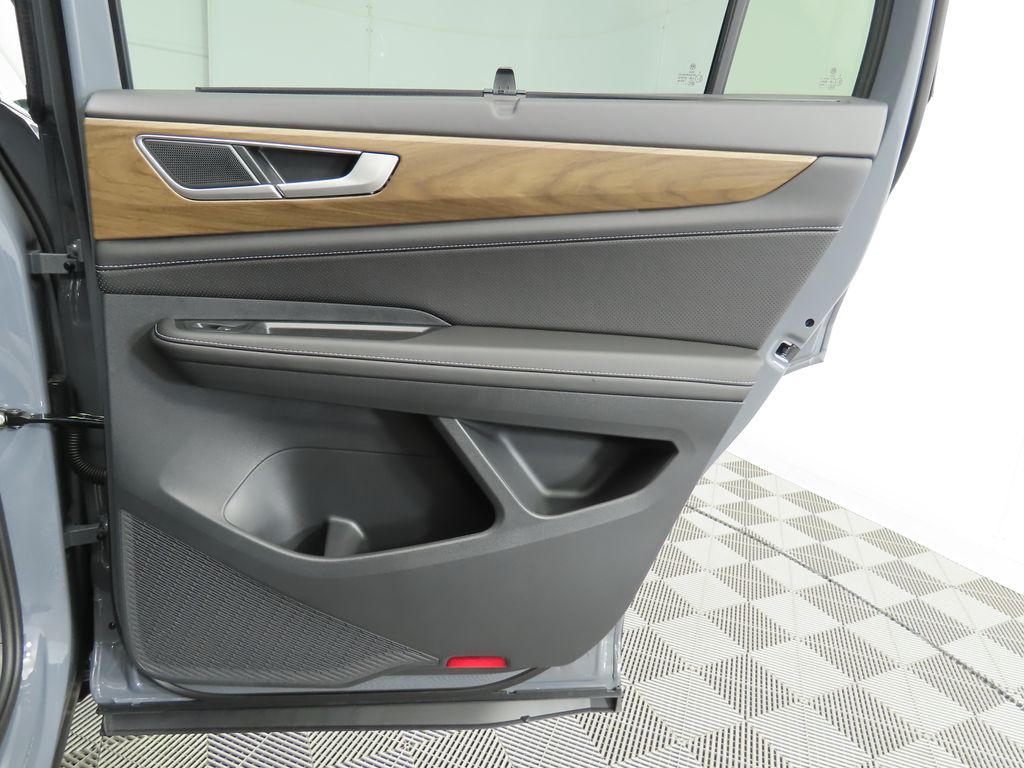 Thumbnail: 2026 Volkswagen Atlas - 27