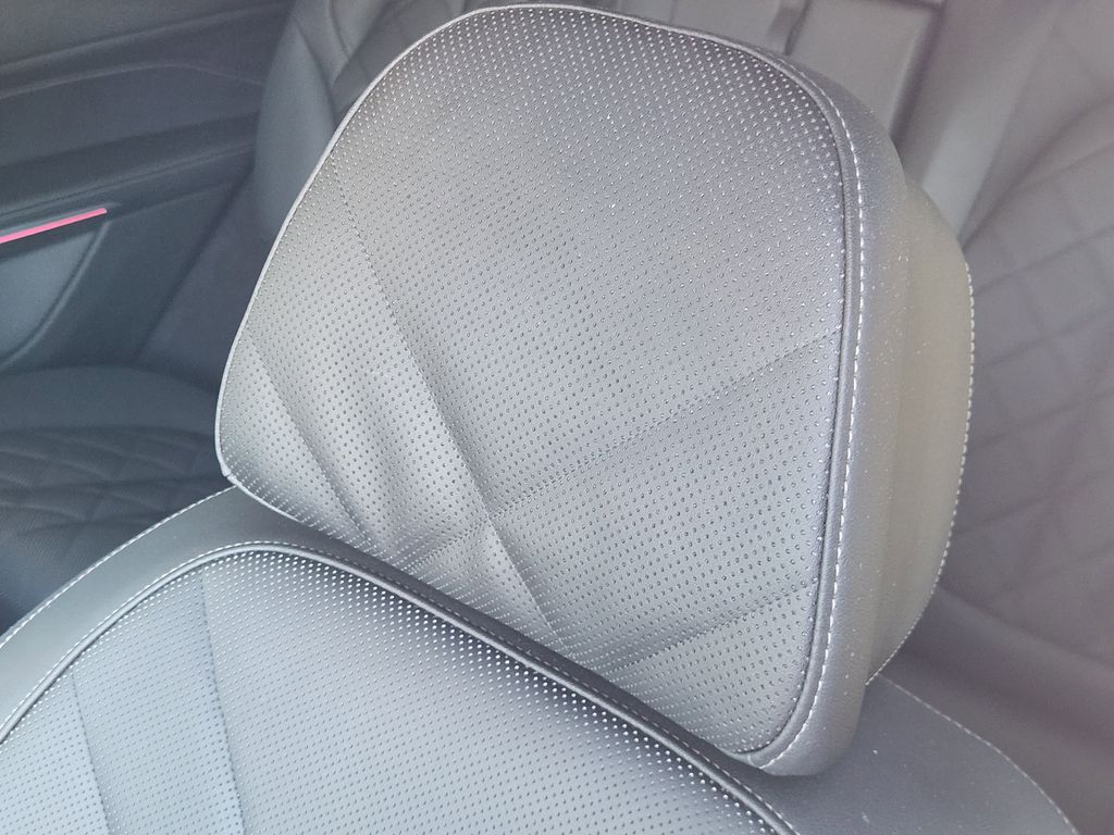 2023 BMW X7 xDrive40i White at Bayway Cadillac of The Woodlands