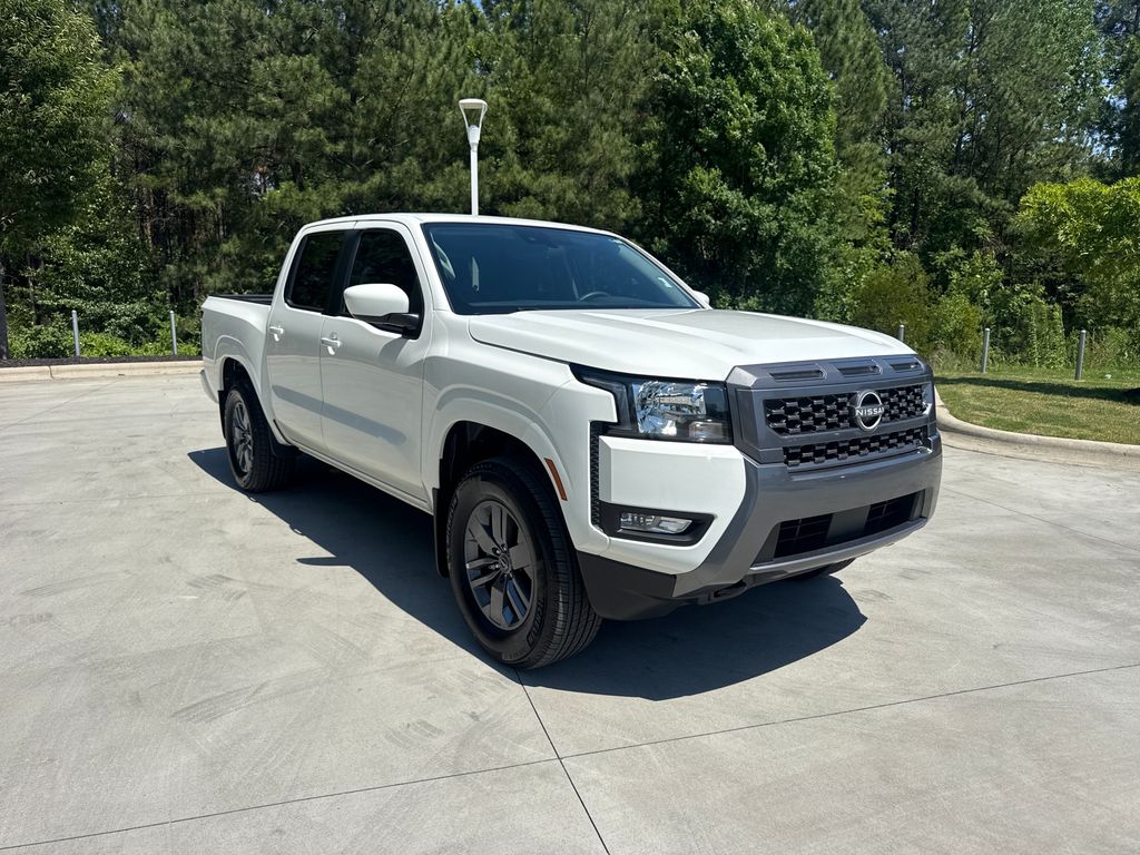 2025 Nissan Frontier SV Crew Cab 4X4 SWB's photo