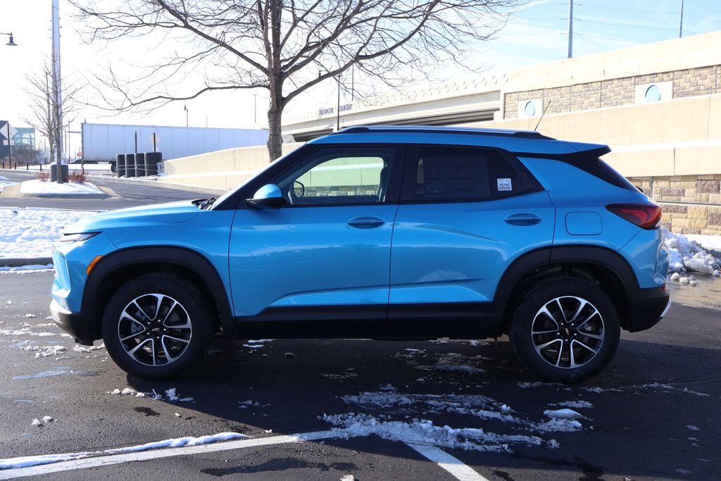 Thumbnail: 2026 Chevrolet TrailBlazer - 9
