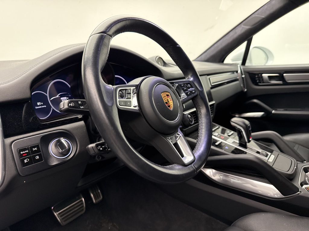 Thumbnail: 2019 Porsche Cayenne - 7