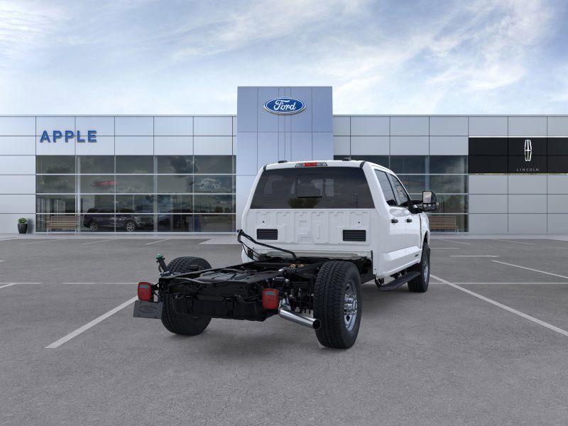 2025 Ford F-350 Chassis XL