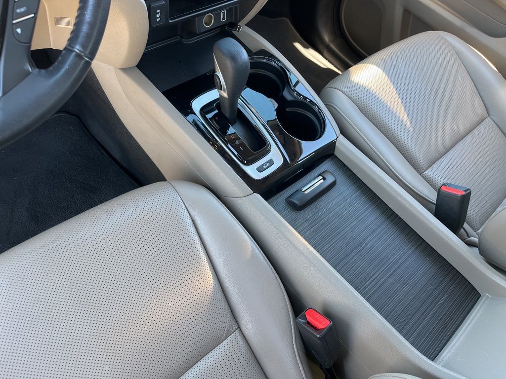 Thumbnail: 2019 Honda Ridgeline - 21