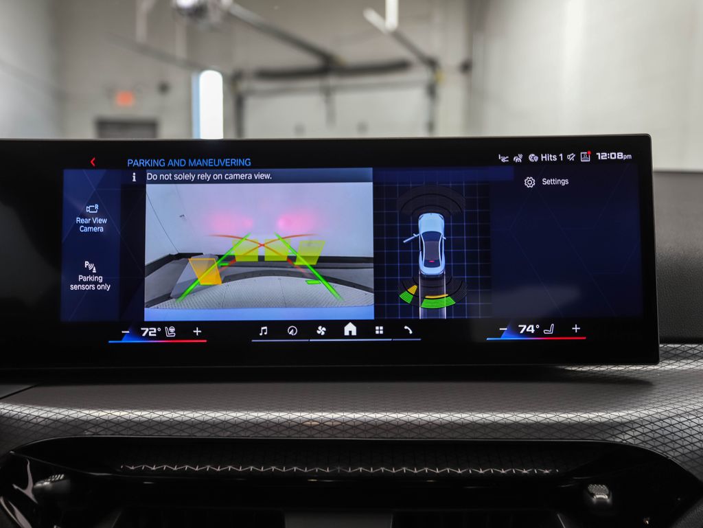 Thumbnail: 2025 BMW M2 - 20