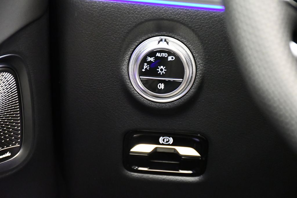 Thumbnail: 2026 Mercedes-Benz CLE - 28