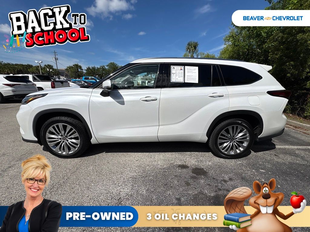 Used 2023 Toyota Highlander SUV
