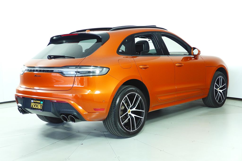 Thumbnail: 2022 Porsche Macan - 7