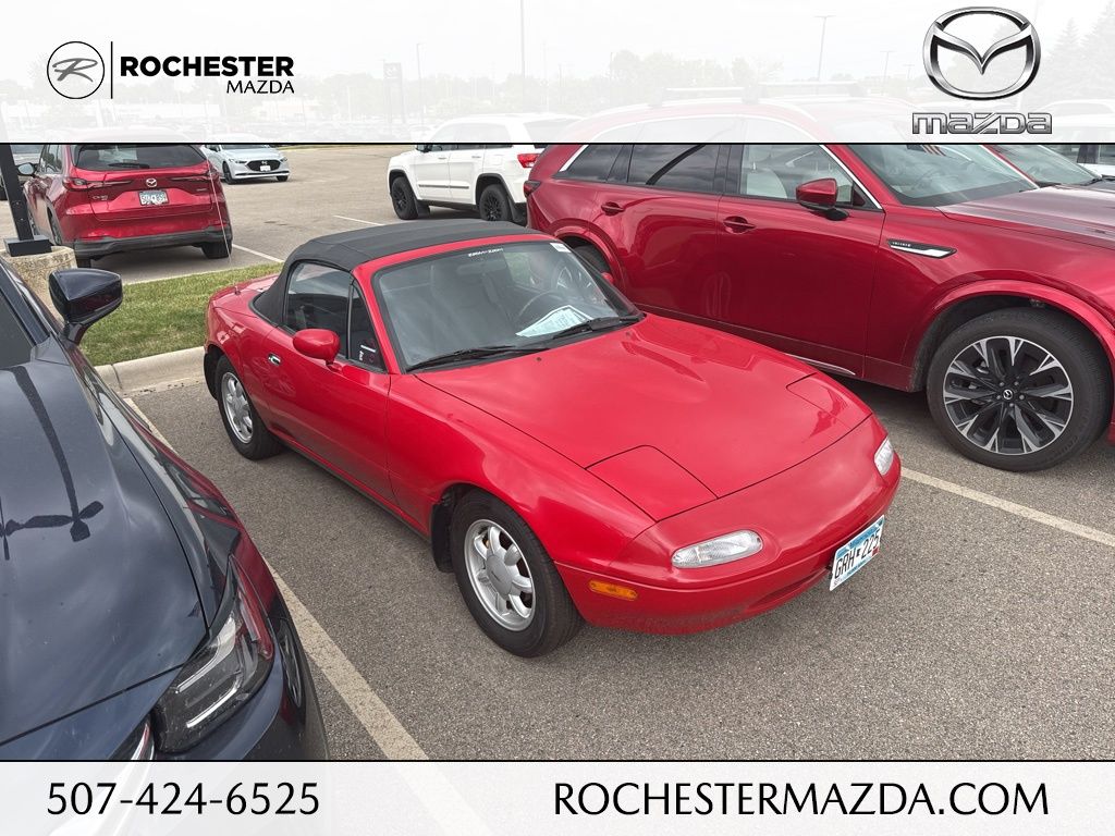 Red 1992 Mazda MX-5 Miata Base Convertible Rear-Wheel Drive 5-Speed Manual