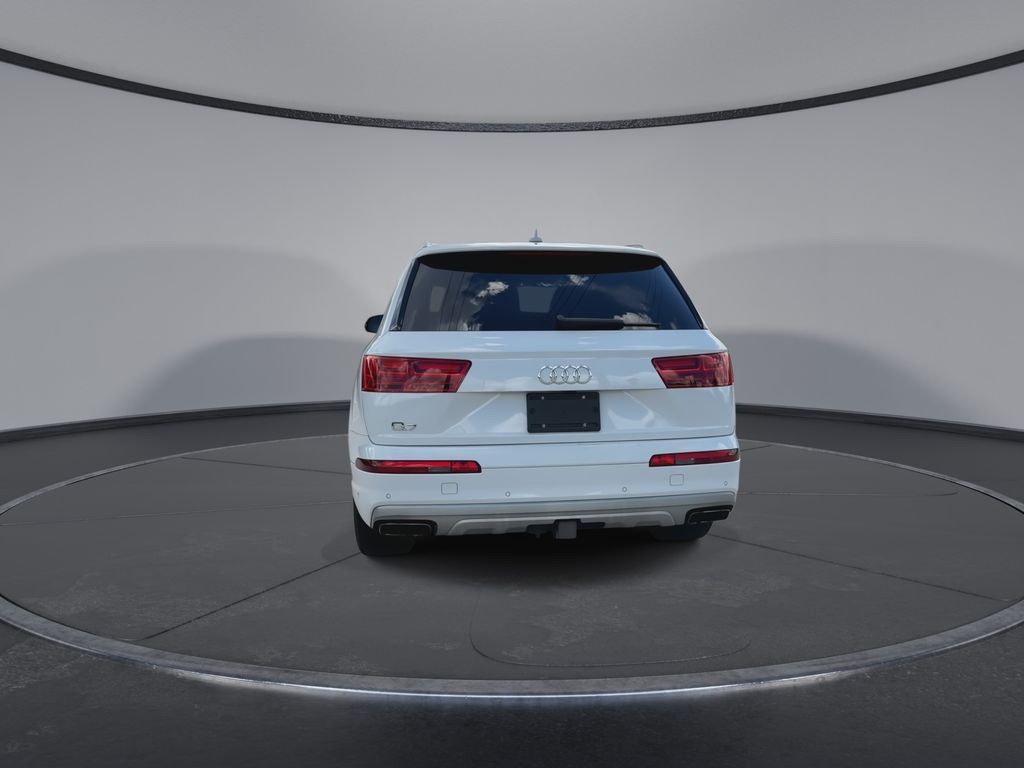 Thumbnail: 2019 Audi Q7 - 7