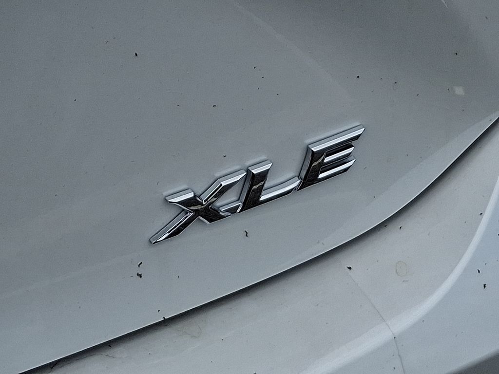 Thumbnail: 2025 Toyota Camry - 32