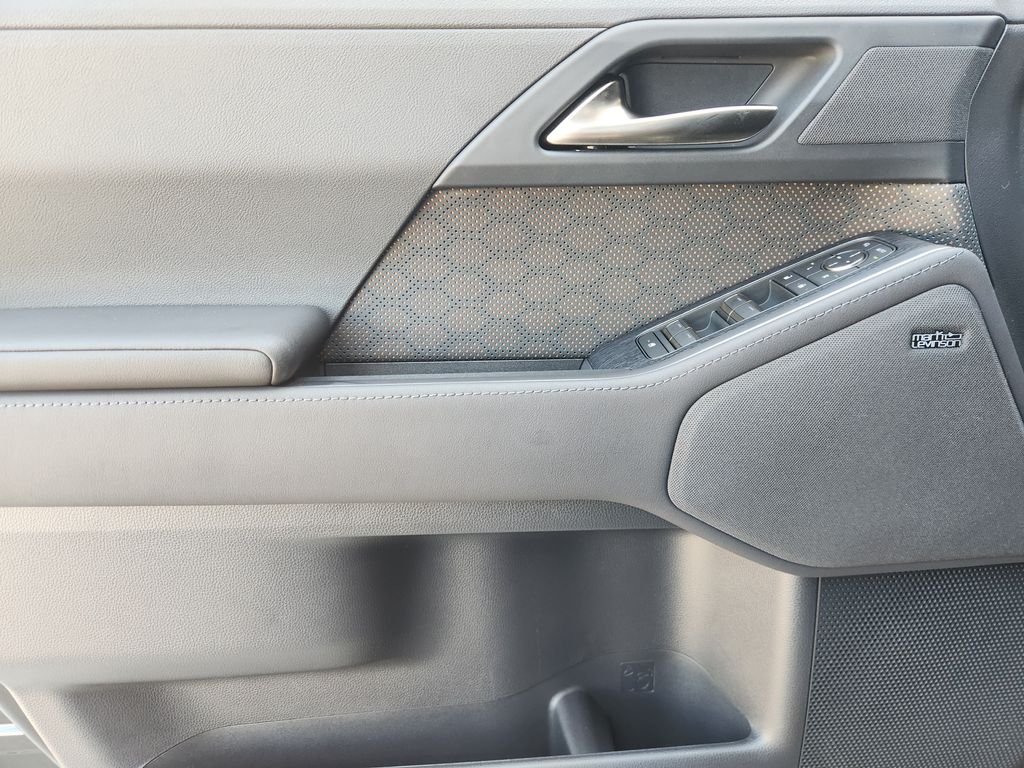 2025 Lexus GX 550 Luxury+ Black at Westside Lexus