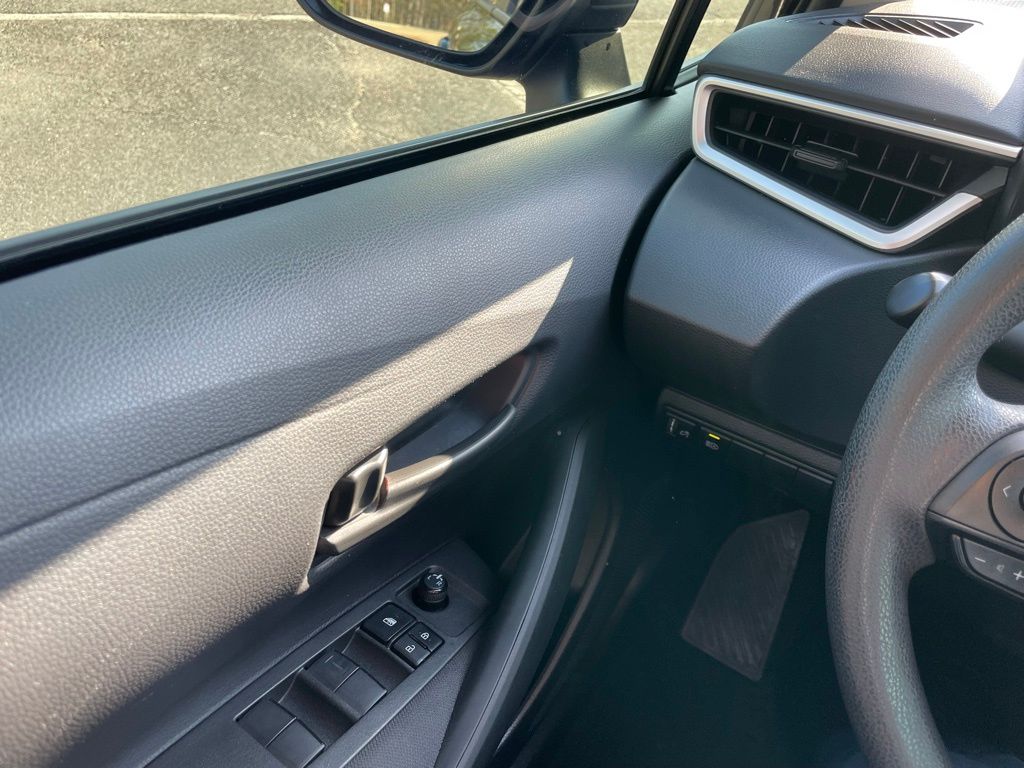 Thumbnail: 2022 Toyota Corolla - 23