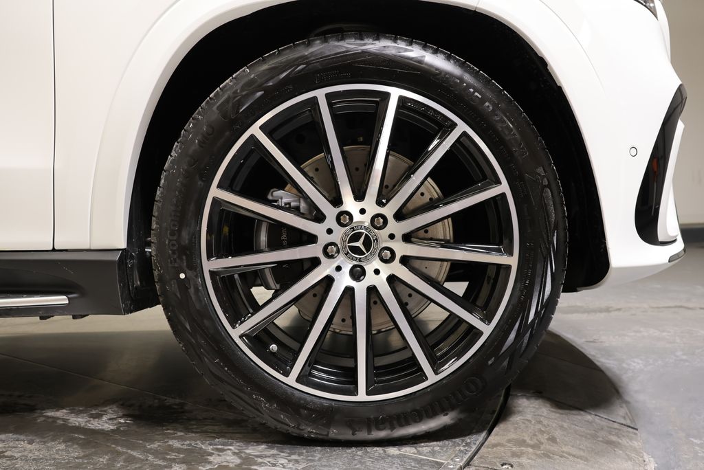 Thumbnail: 2026 Mercedes-Benz GLS - 14