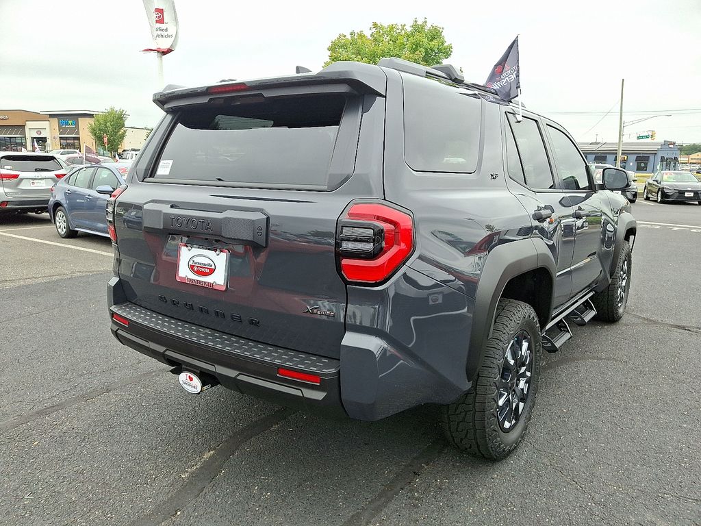Thumbnail: 2025 Toyota 4Runner - 6
