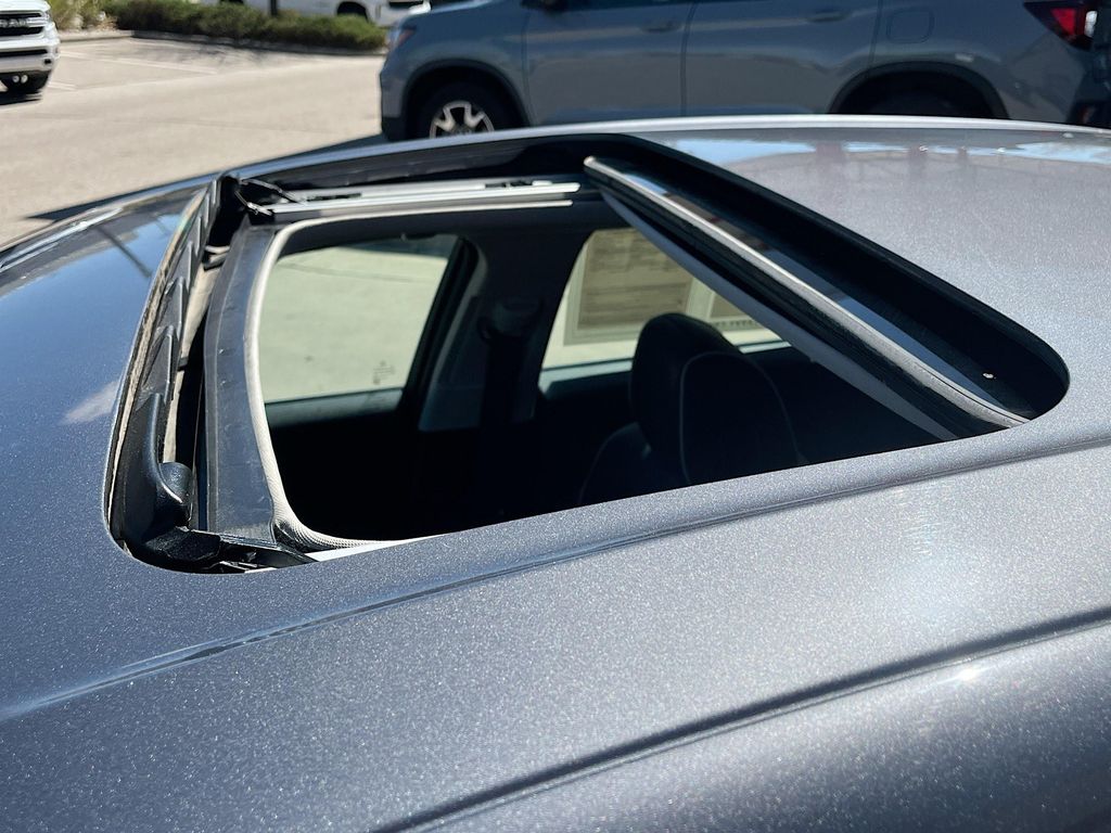 Used 2023 Gray Acura Advance image 23