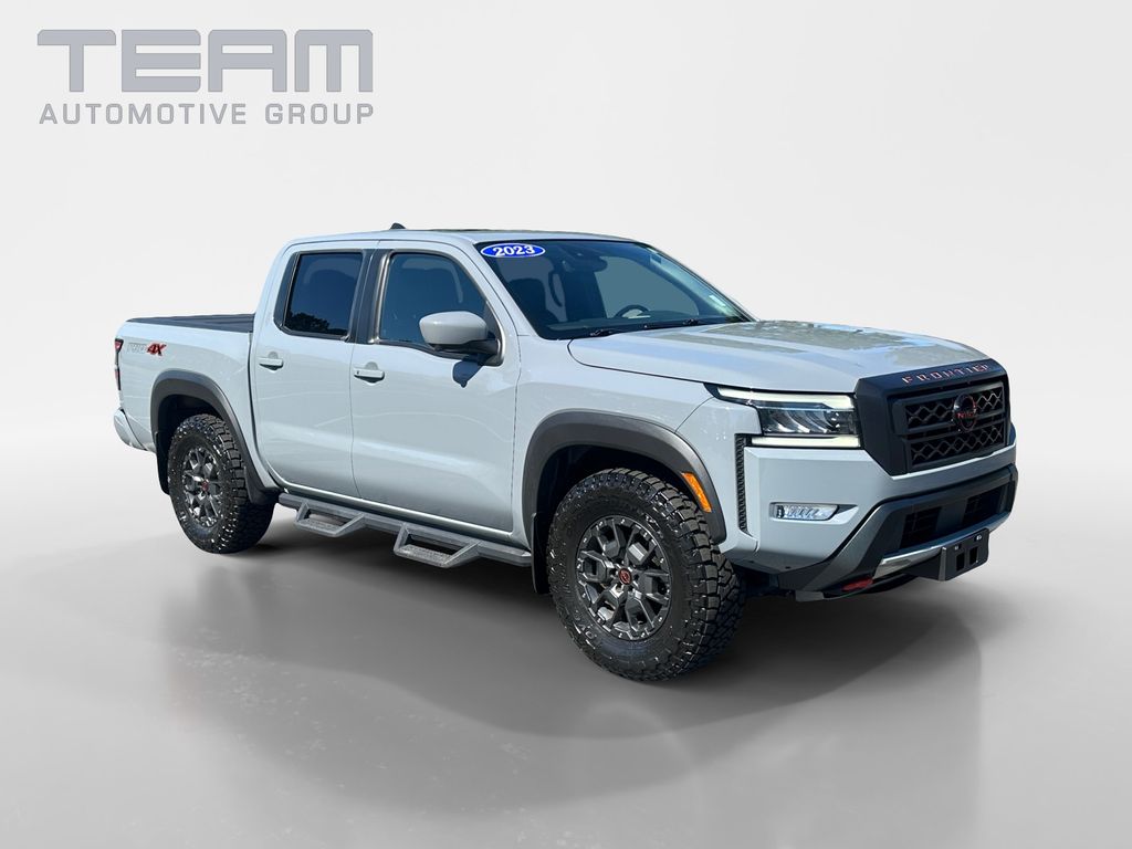 2023 Nissan Frontier PRO-4X Crew Cab 4WD