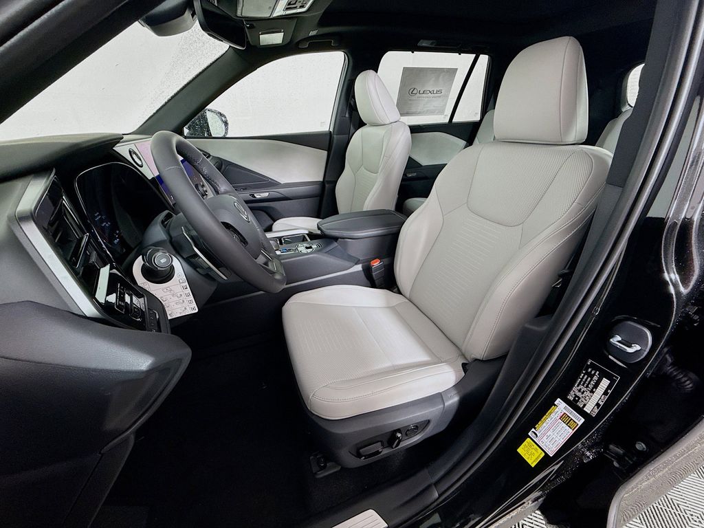 Thumbnail: 2026 Lexus TX - 16