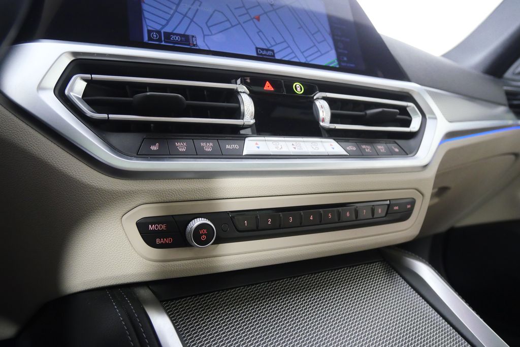 Thumbnail: 2022 BMW 4 Series - 25