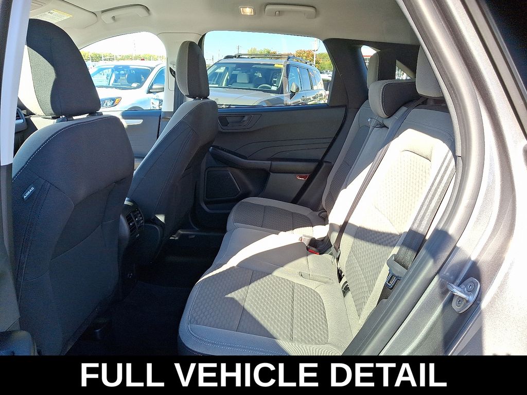 Thumbnail: 2022 Ford Escape - 11