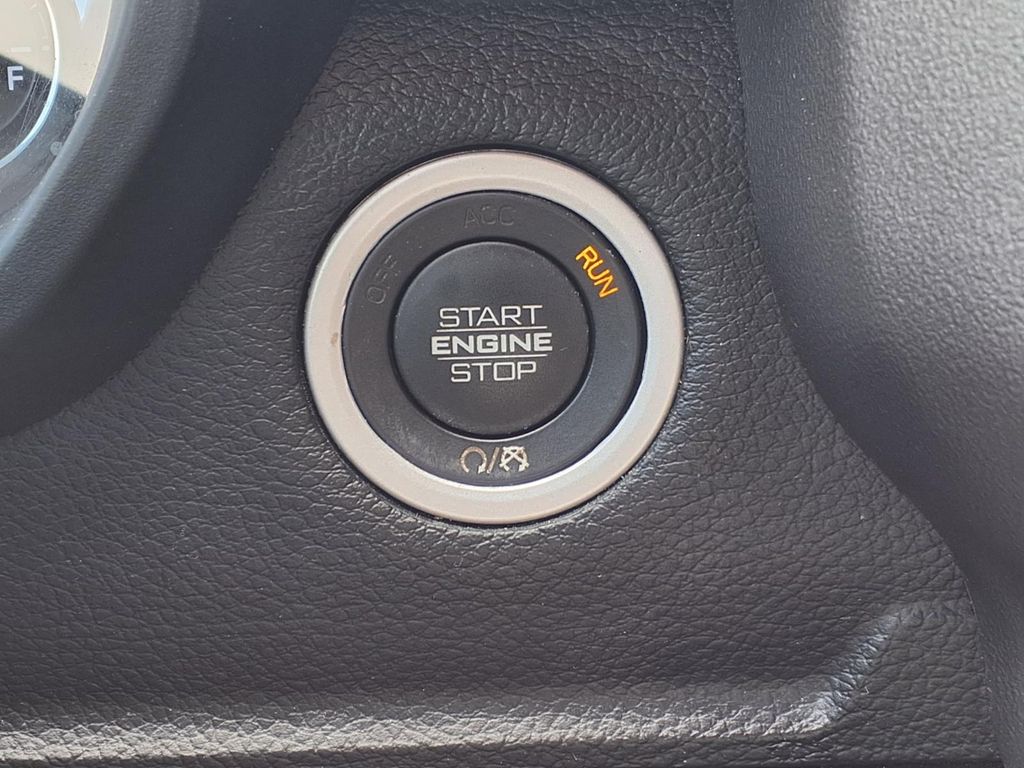 2021 Ram 1500 Big Horn/Lone Star White at AutoSavvy Houston Southwest
