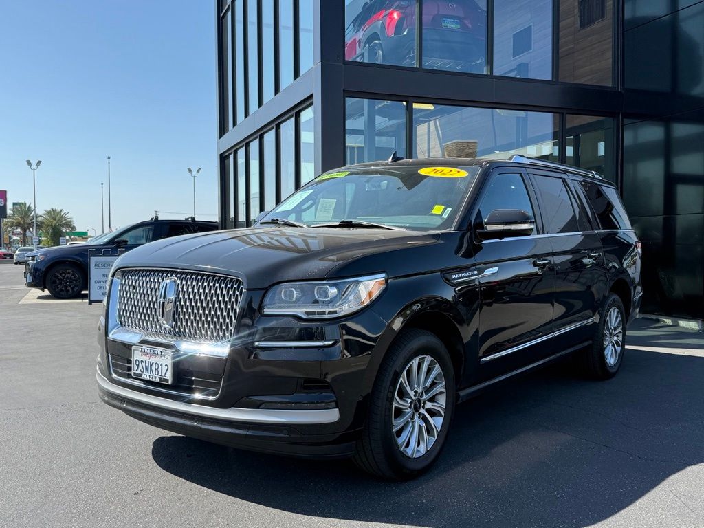 2022 Lincoln Navigator Standard 4WD