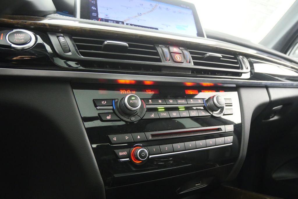 Thumbnail: 2018 BMW X5 - 25