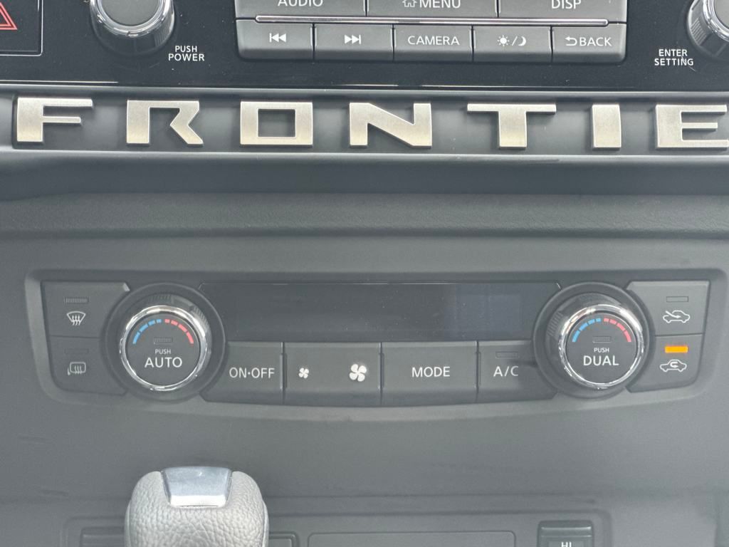 2025 Nissan Frontier SV photo