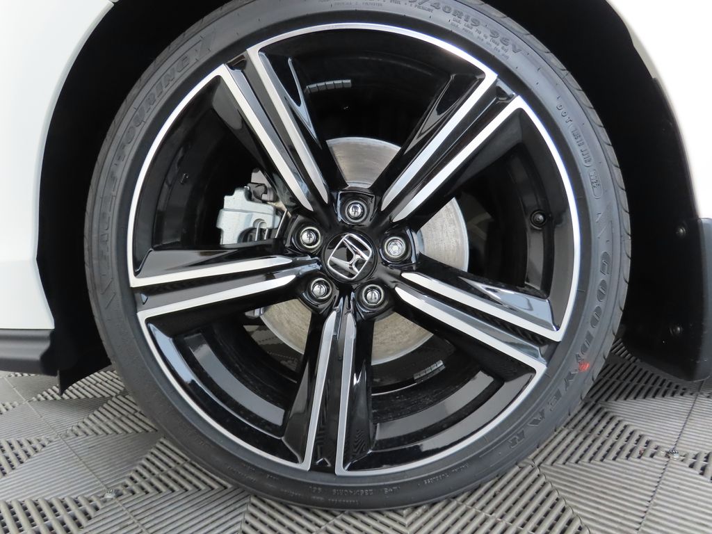 2025 Honda Accord Sport 31