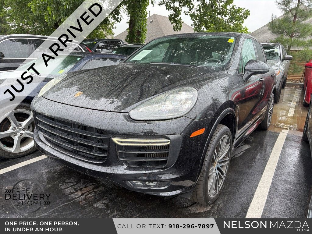 2017 Porsche Cayenne GTS's photo